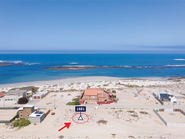 352 m² Land