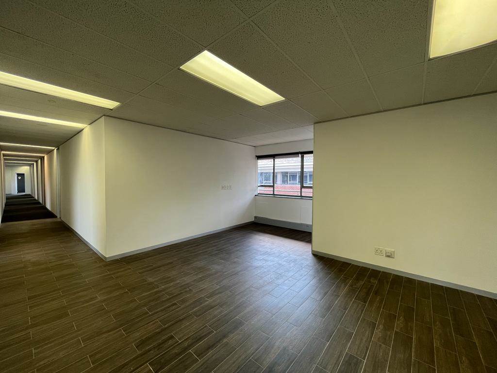 419.1  m² Commercial space in Bryanston photo number 7