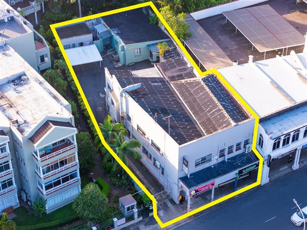 867  m² Commercial space in Musgrave