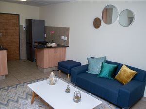 2 Bed Apartment in Newtown