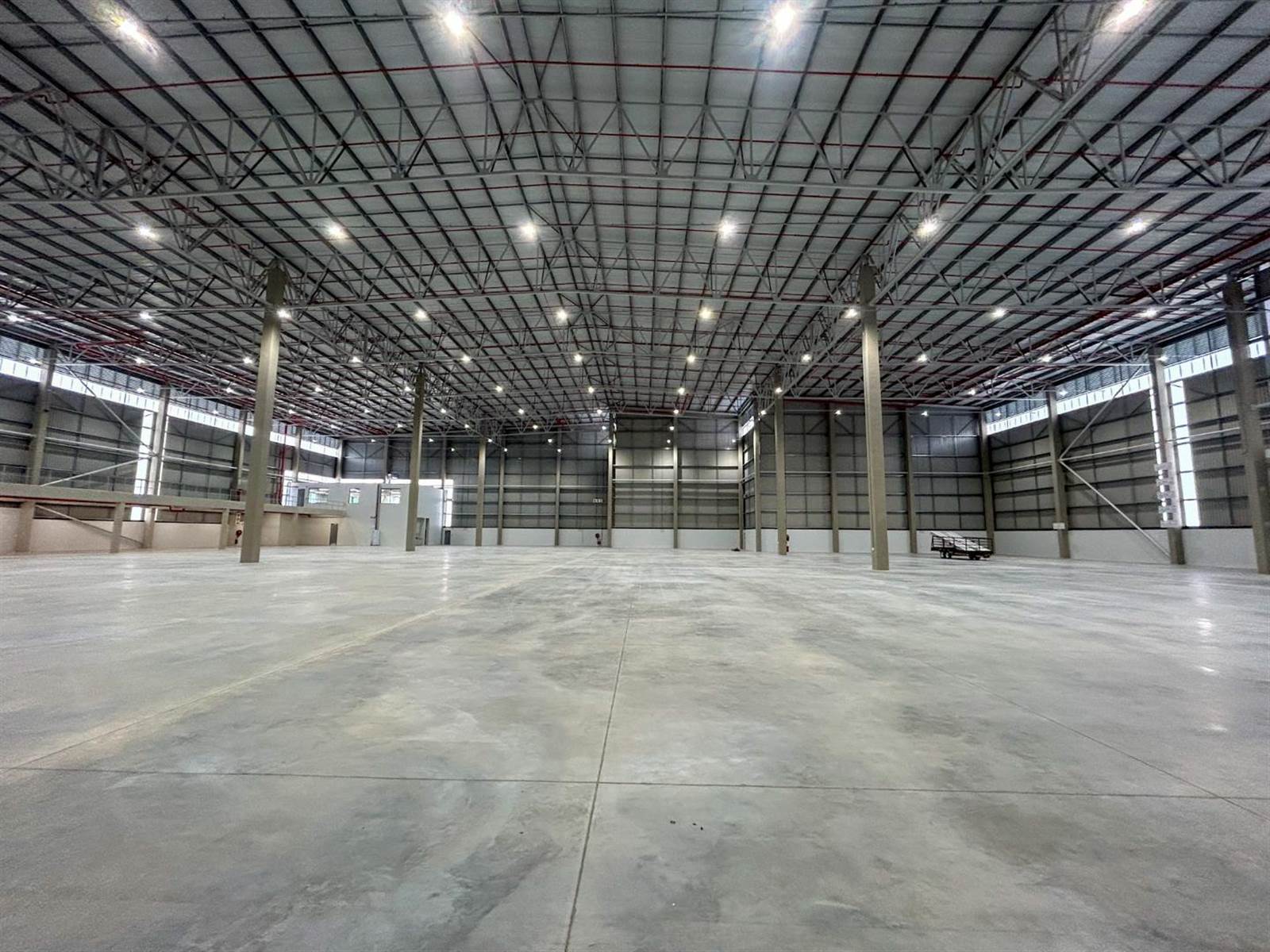 6250  m² Industrial space in Mt Edgecombe photo number 3