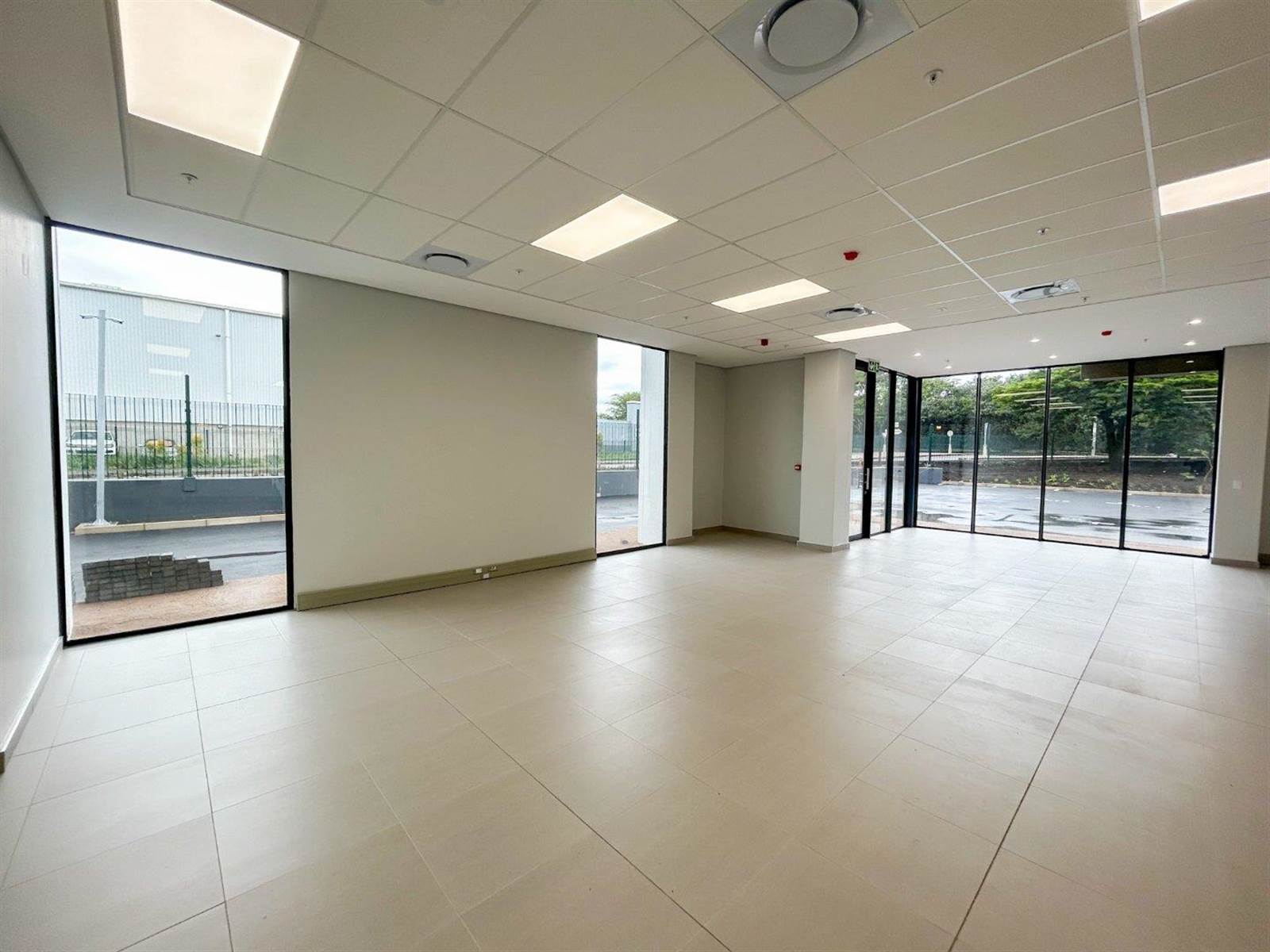 6250  m² Industrial space in Mt Edgecombe photo number 8