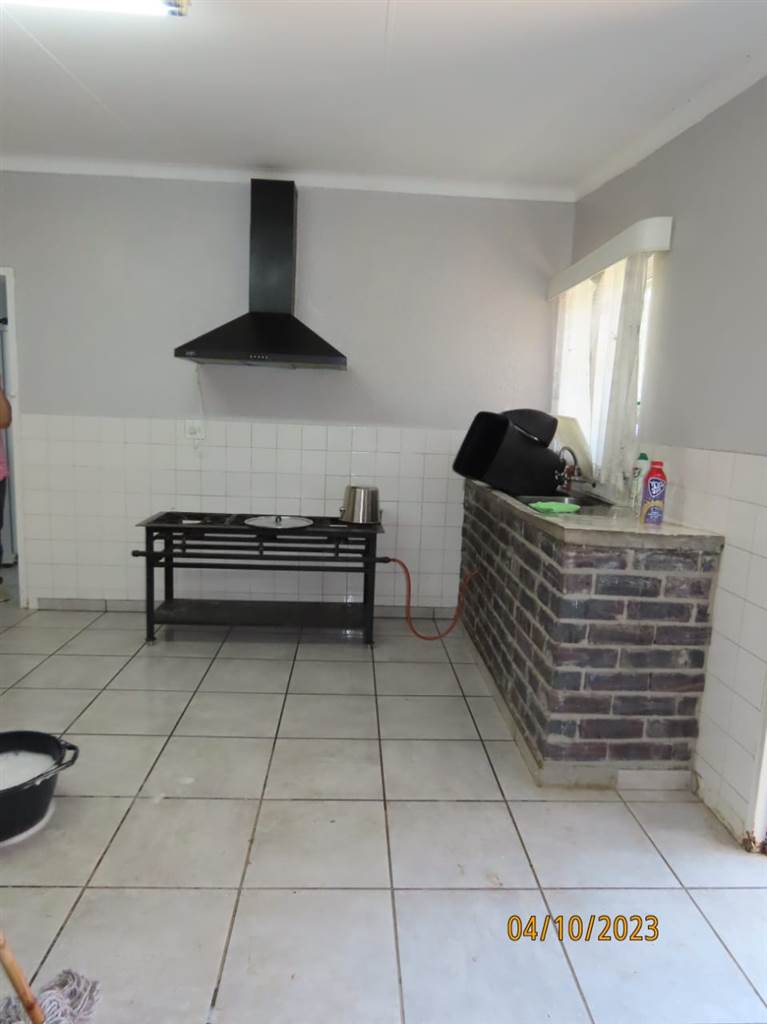 4 Bed House in Jan Kempdorp photo number 24