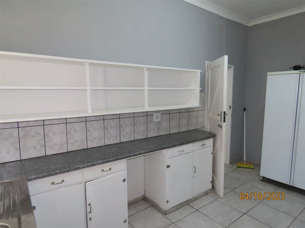 4 Bed House in Jan Kempdorp photo number 26