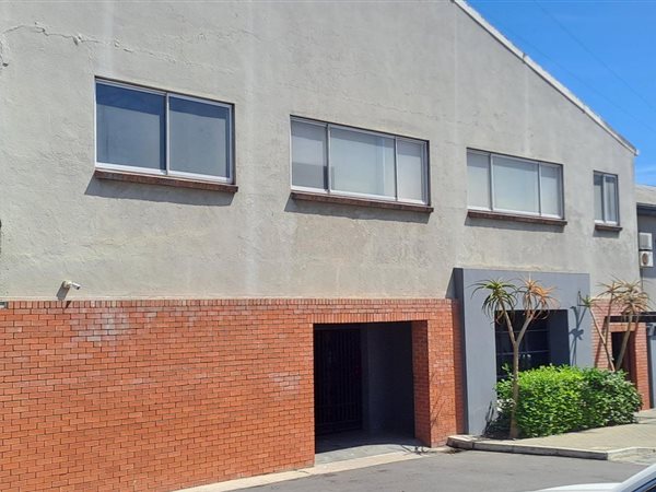 720  m² Commercial space in Maitland