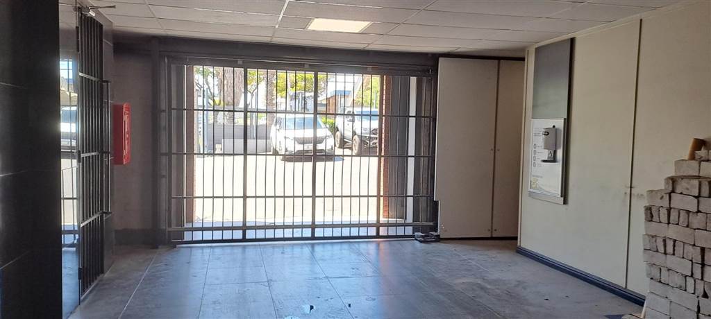 720  m² Commercial space in Maitland photo number 3