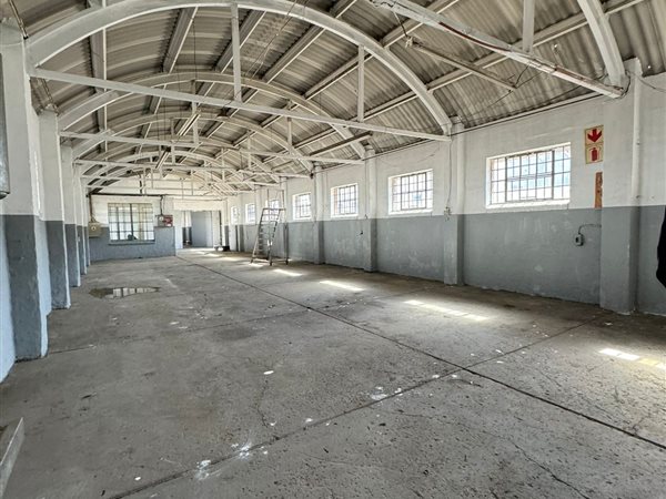 479  m² Industrial space