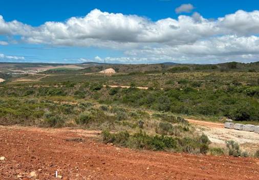 1450 m² Land available in Mossel Bay Central photo number 2