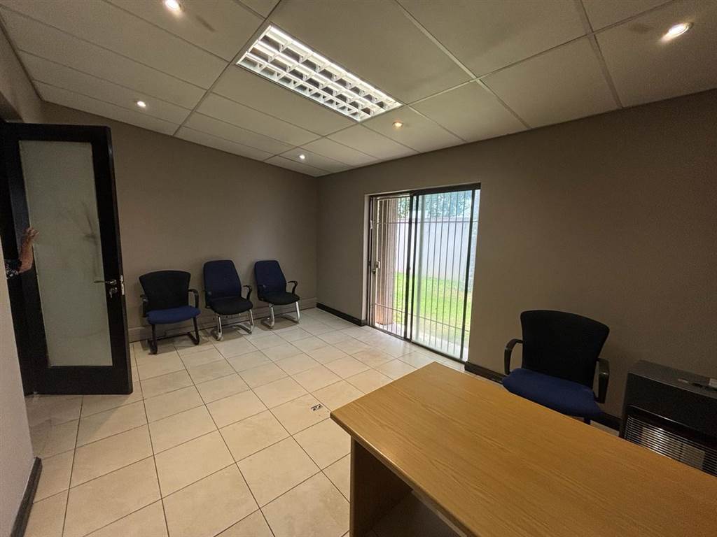 20  m² Commercial space in Bramley photo number 4