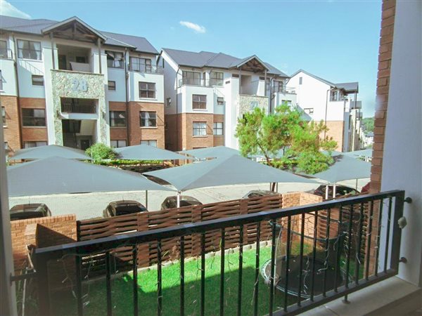 3 Bed Apartment in Olivedale