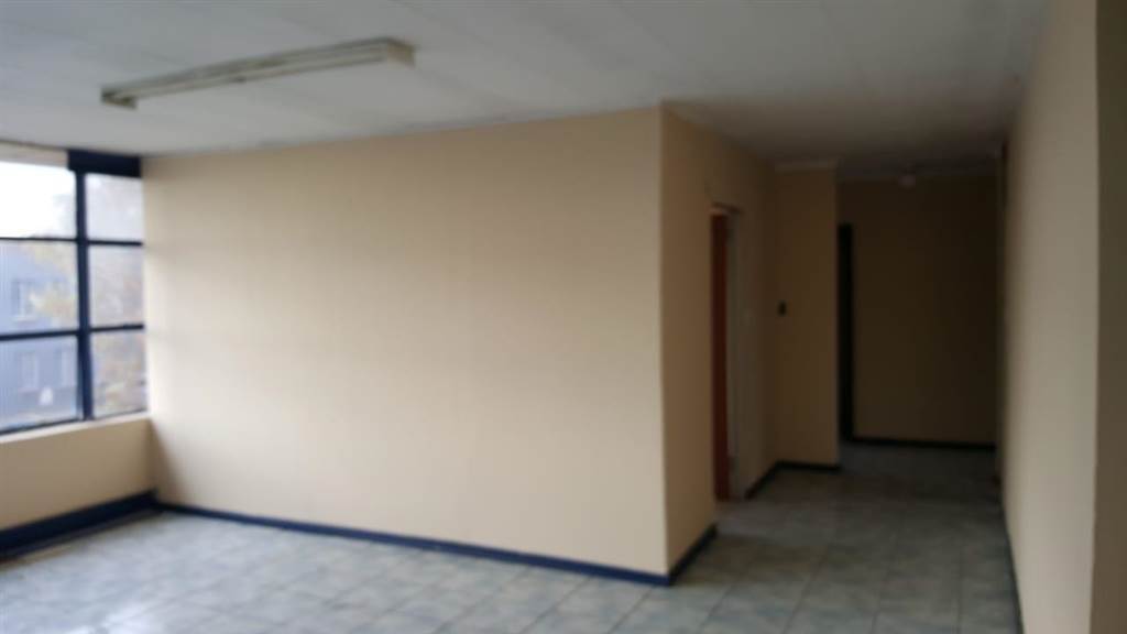 1500  m² Commercial space in Isando photo number 20