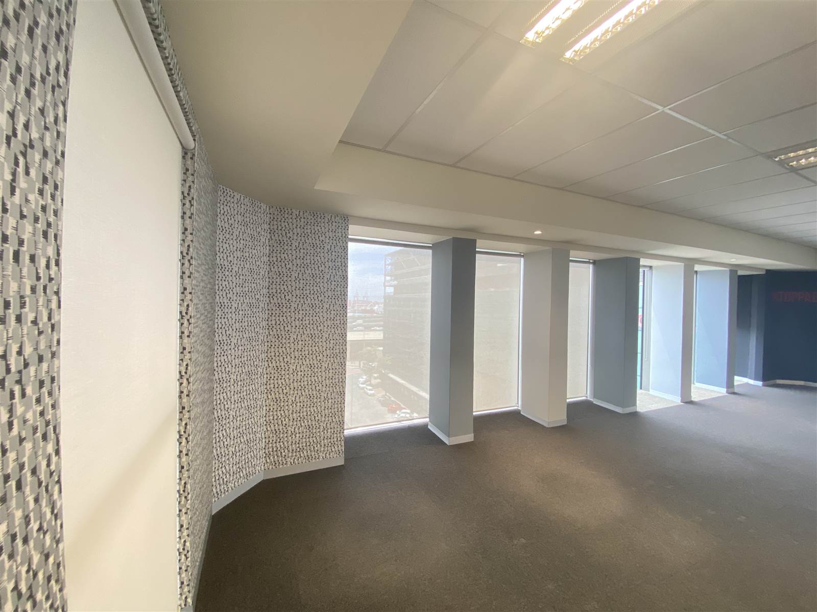 390  m² Commercial space in Foreshore photo number 26