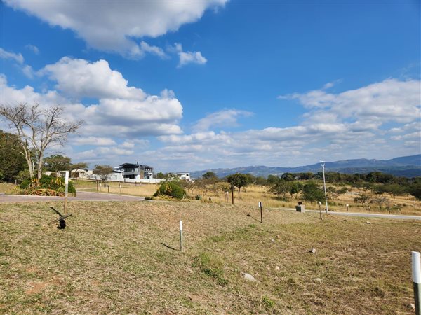 863 m² Land available in The Rest Nature Estate
