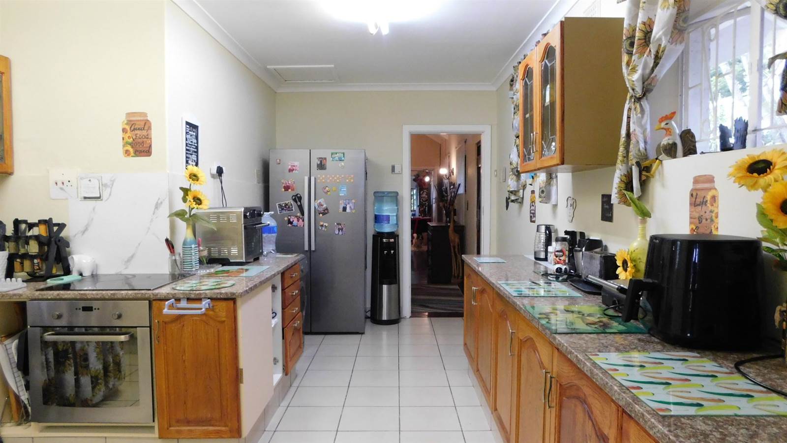 6 Bed Townhouse in Westville photo number 5