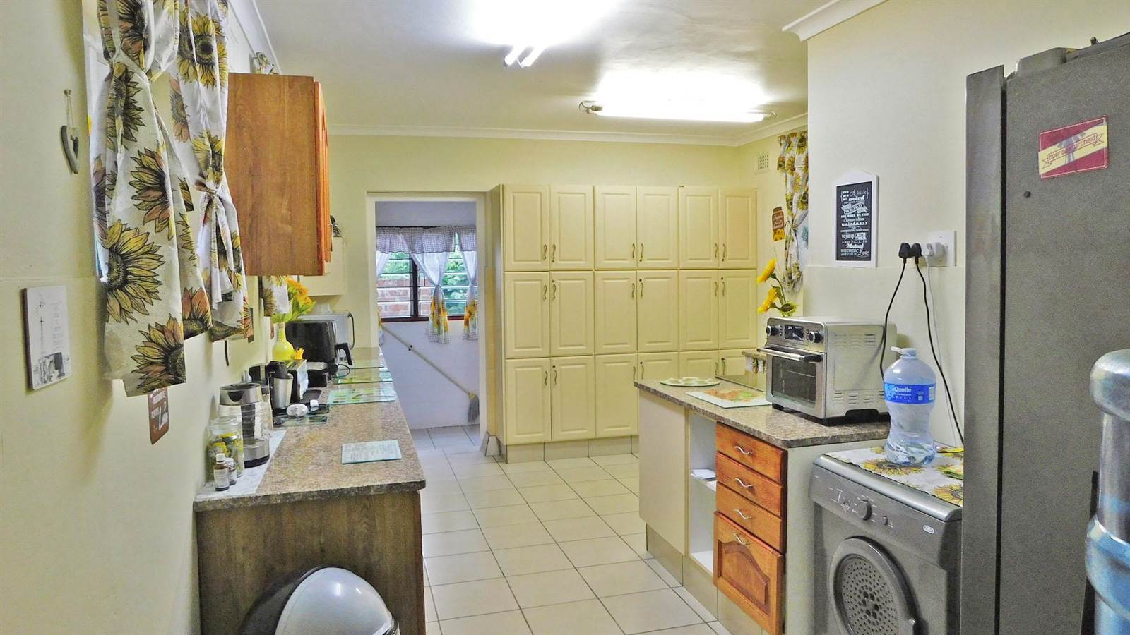6 Bed Townhouse in Westville photo number 4