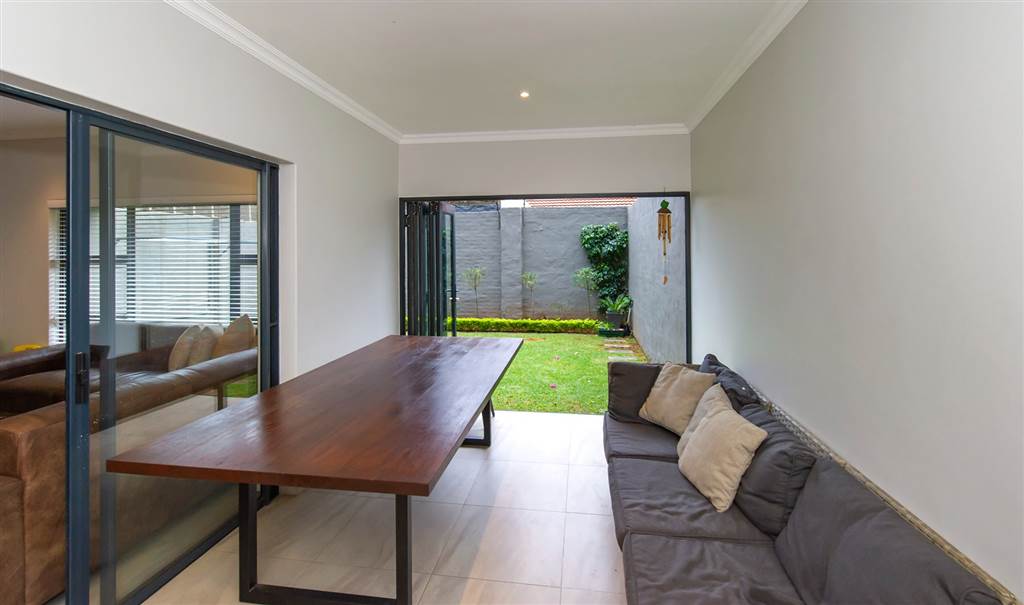 3 Bed Townhouse in Edendale photo number 6