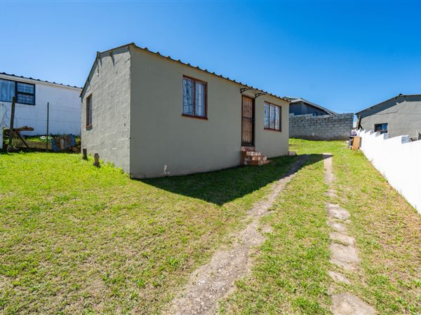 2 Bedroom House 2 Bedroom House