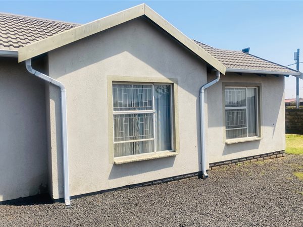 3 Bedroom House 3 Bedroom House