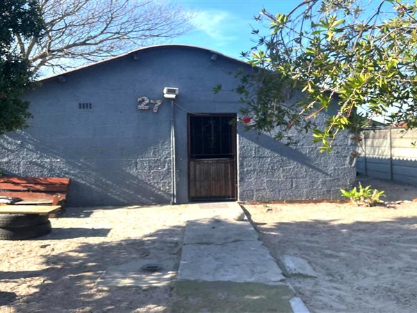 2 Bedroom House 2 Bedroom House