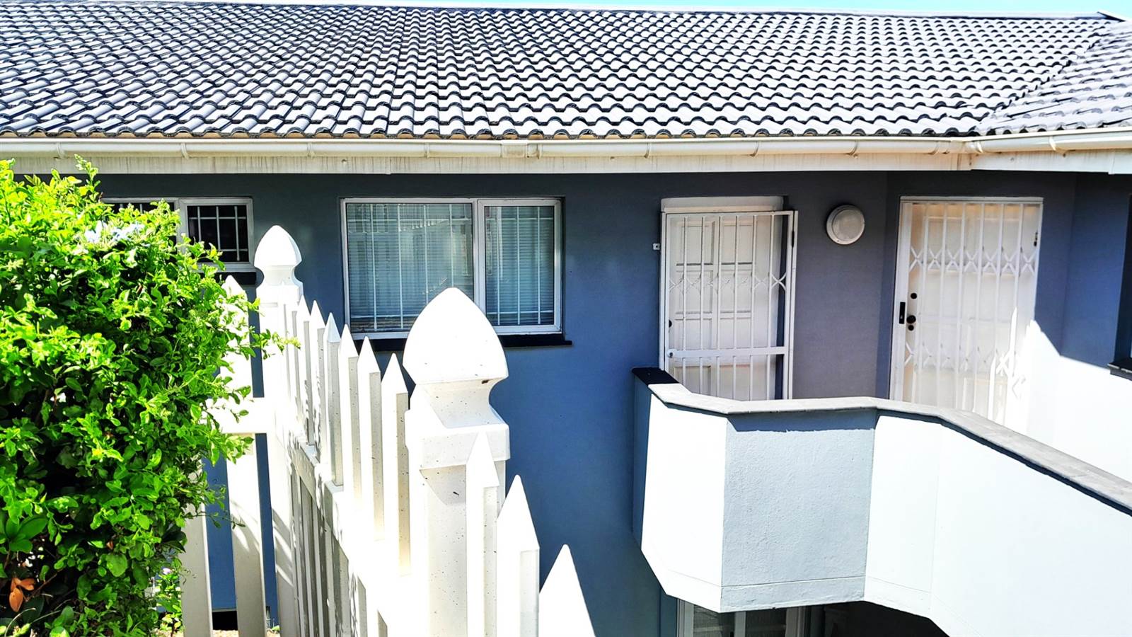 3 Bed Apartment in Scottburgh Central photo number 27