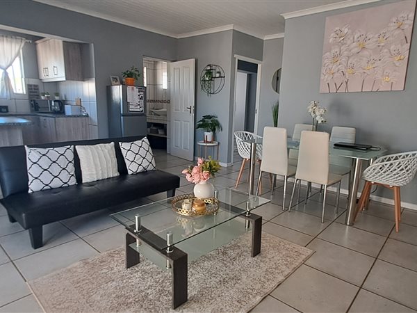 2 Bedroom Flat 2 Bedroom Flat