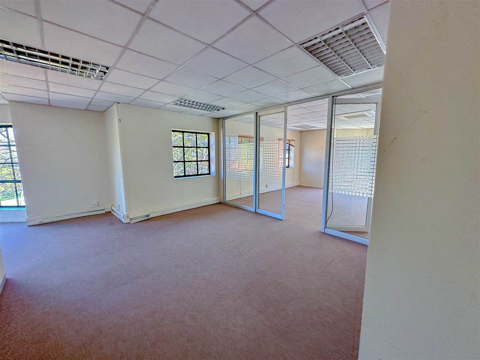 173.7  m² Commercial space in Bryanston photo number 13