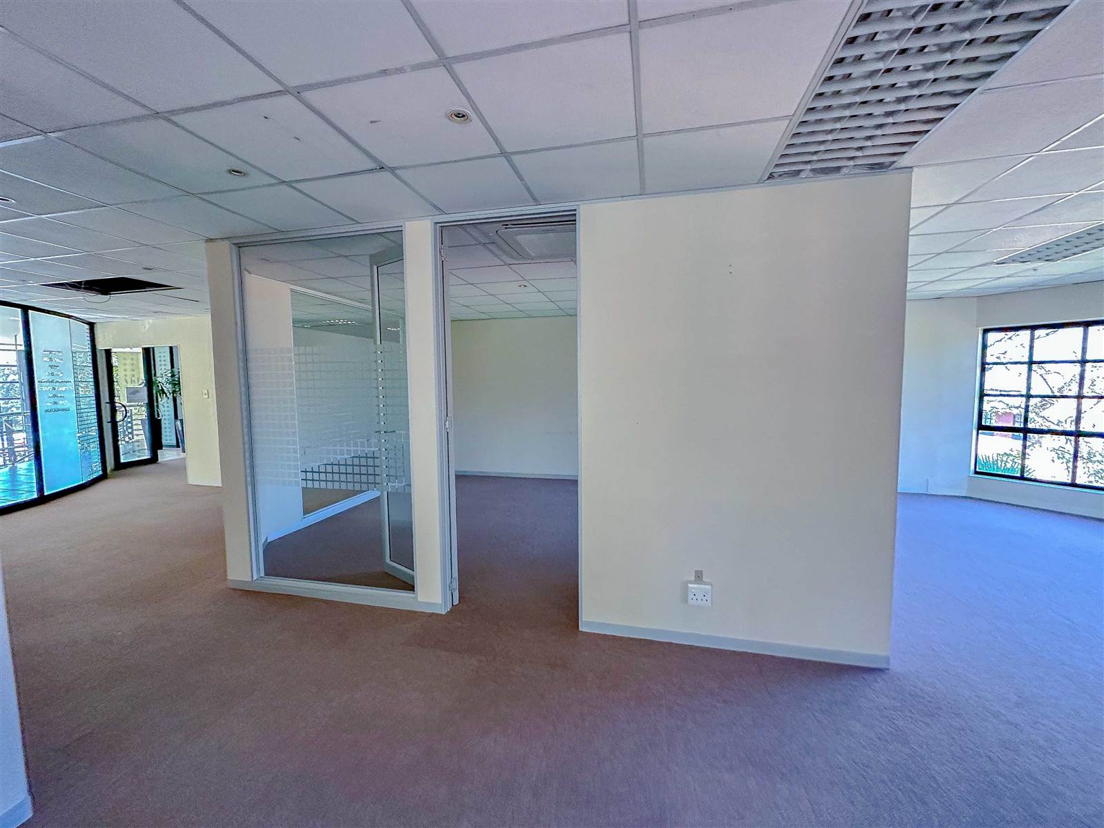 173.7  m² Commercial space in Bryanston photo number 19