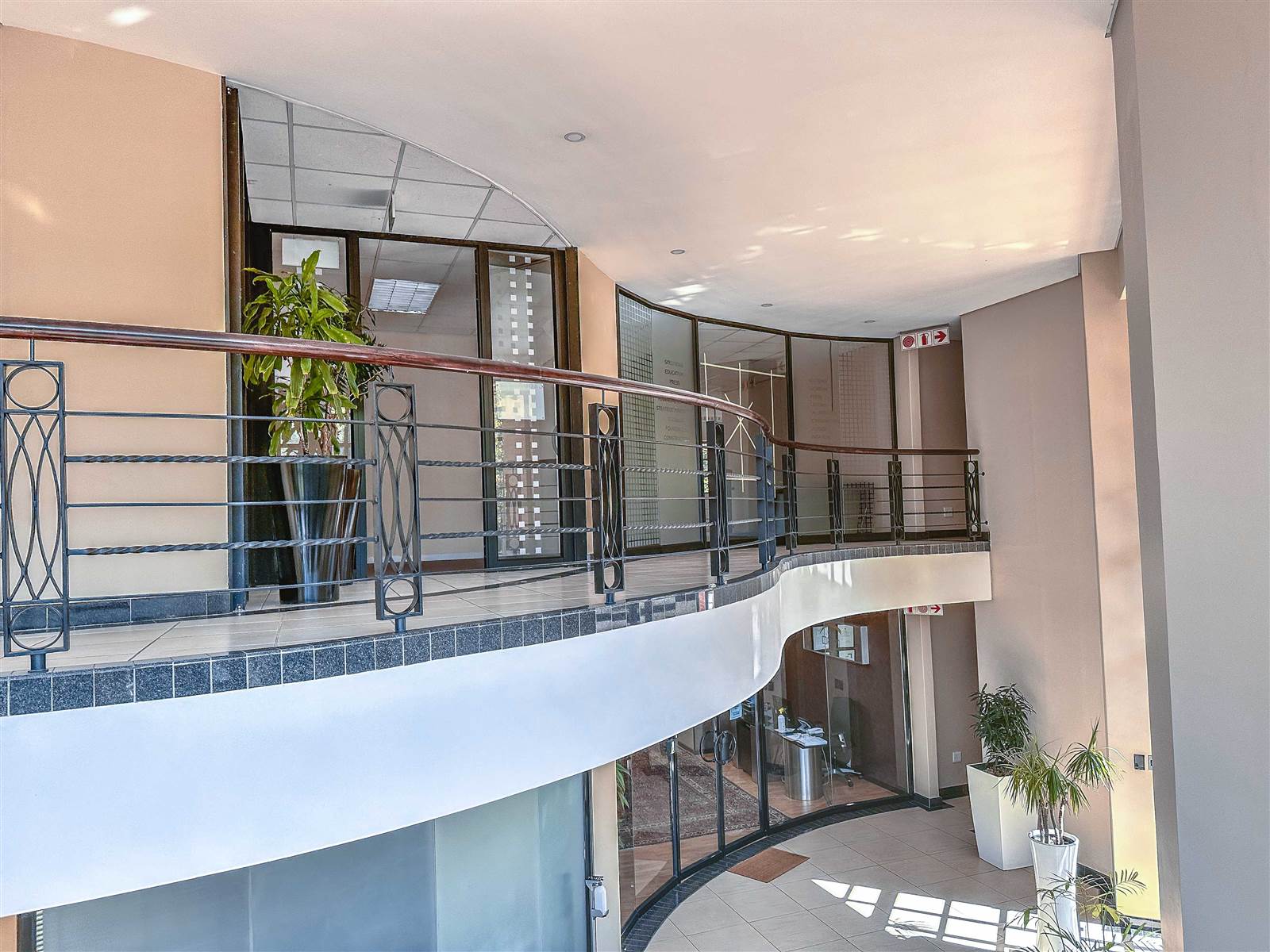 173.7  m² Commercial space in Bryanston photo number 2