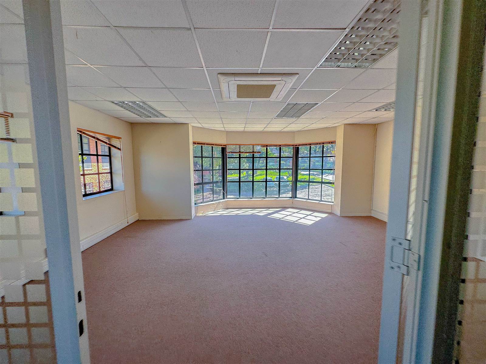 173.7  m² Commercial space in Bryanston photo number 16