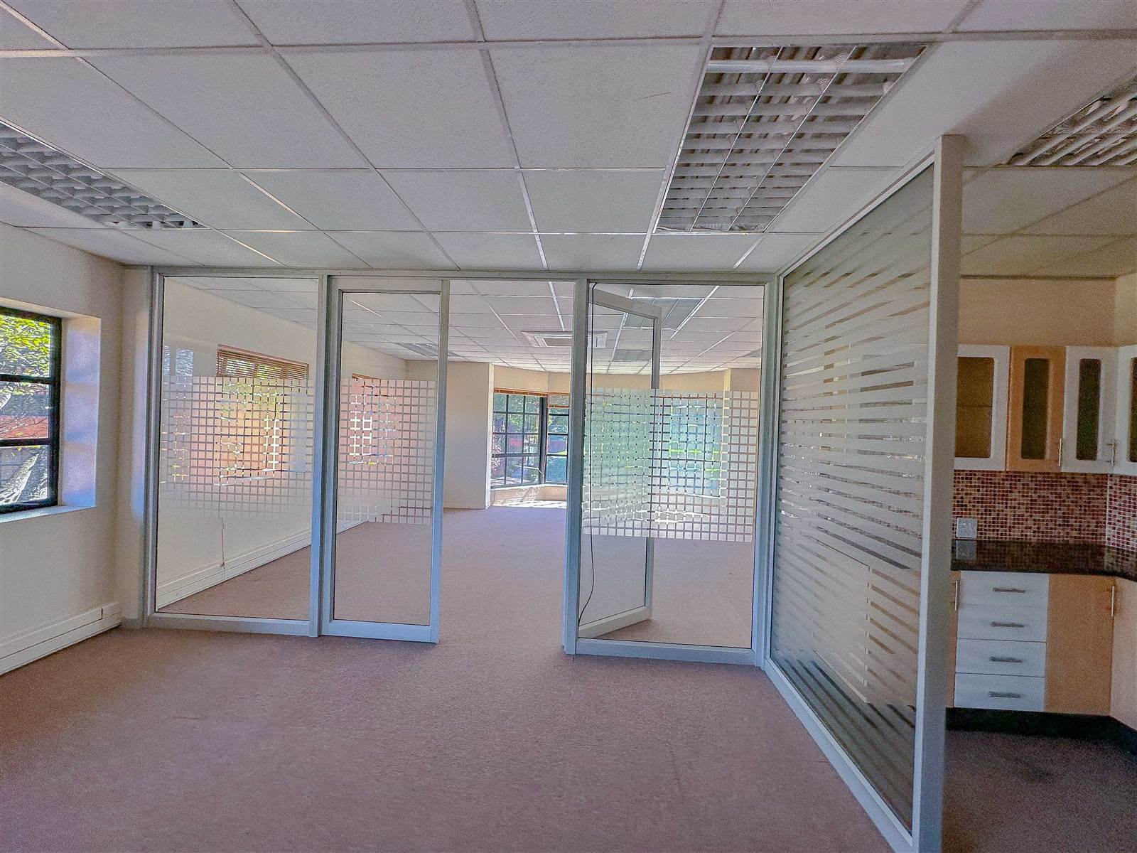 173.7  m² Commercial space in Bryanston photo number 14