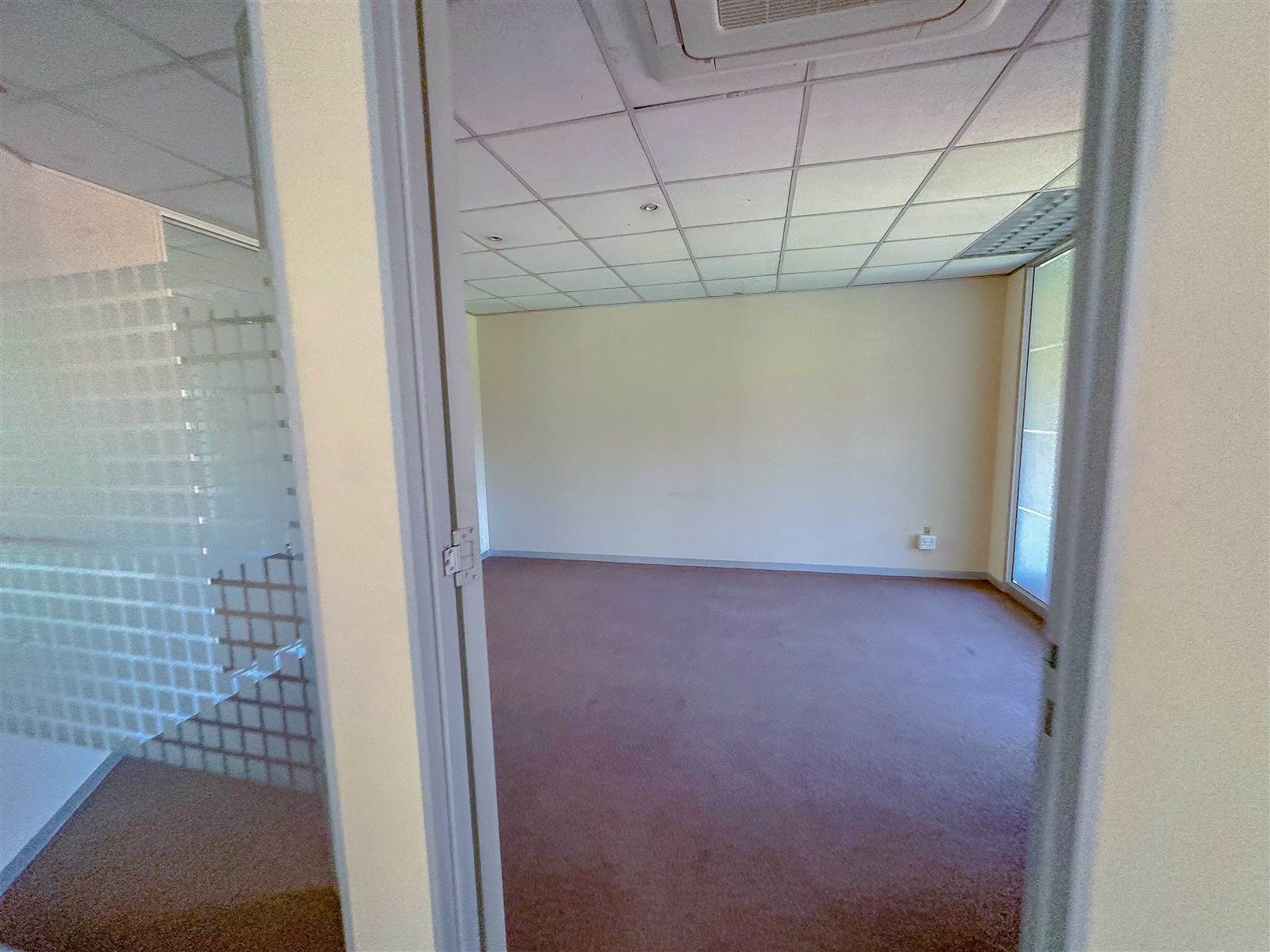 173.7  m² Commercial space in Bryanston photo number 20