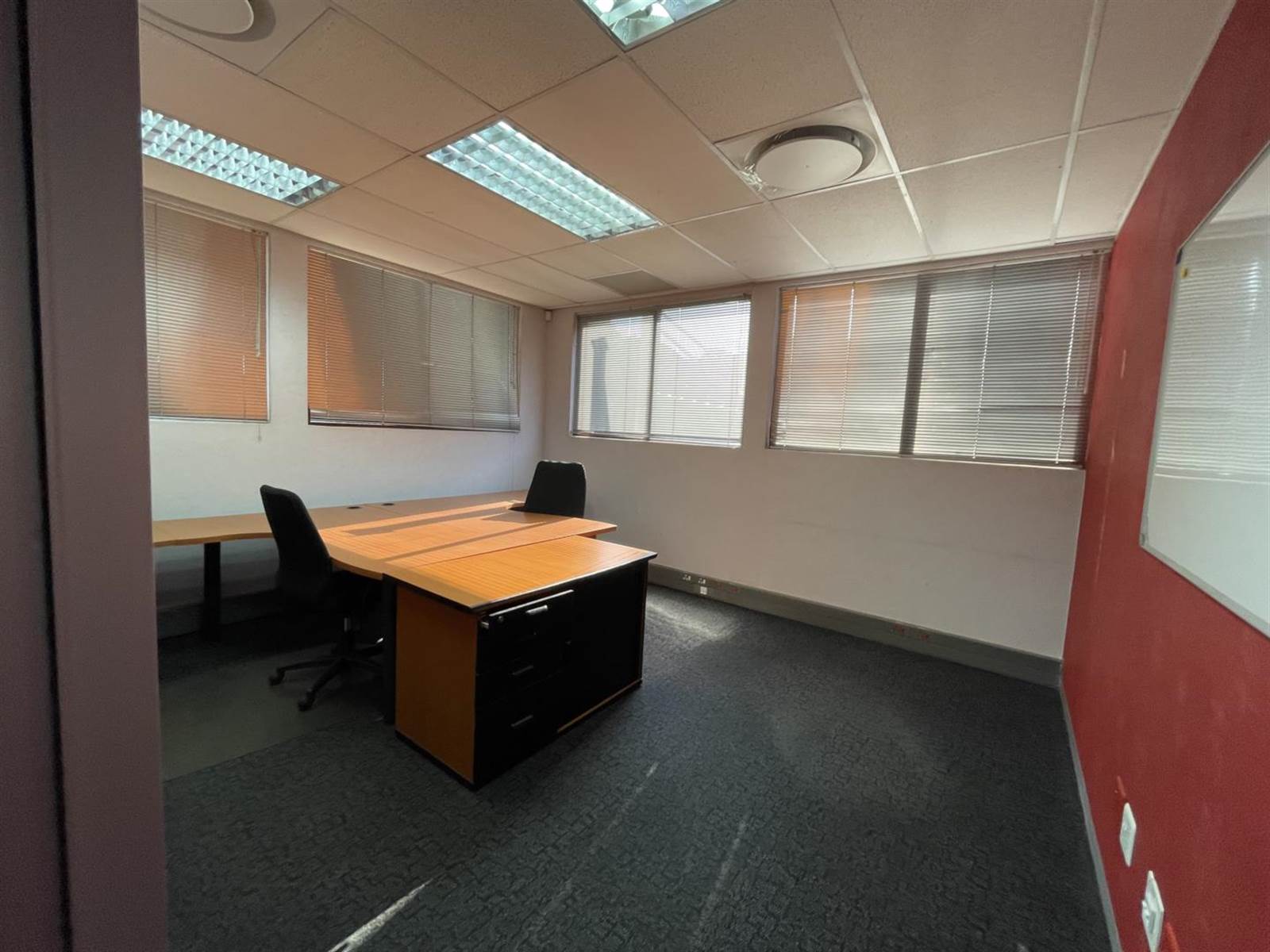 1200  m² Office Space in Route 21 Business Park photo number 9