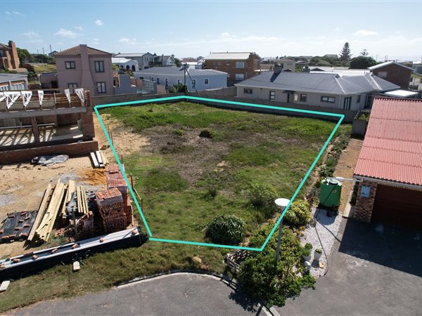 657 m² Land available in Struisbaai