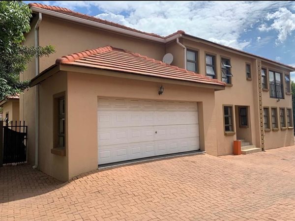 7 Bed House in Valleyview Estate