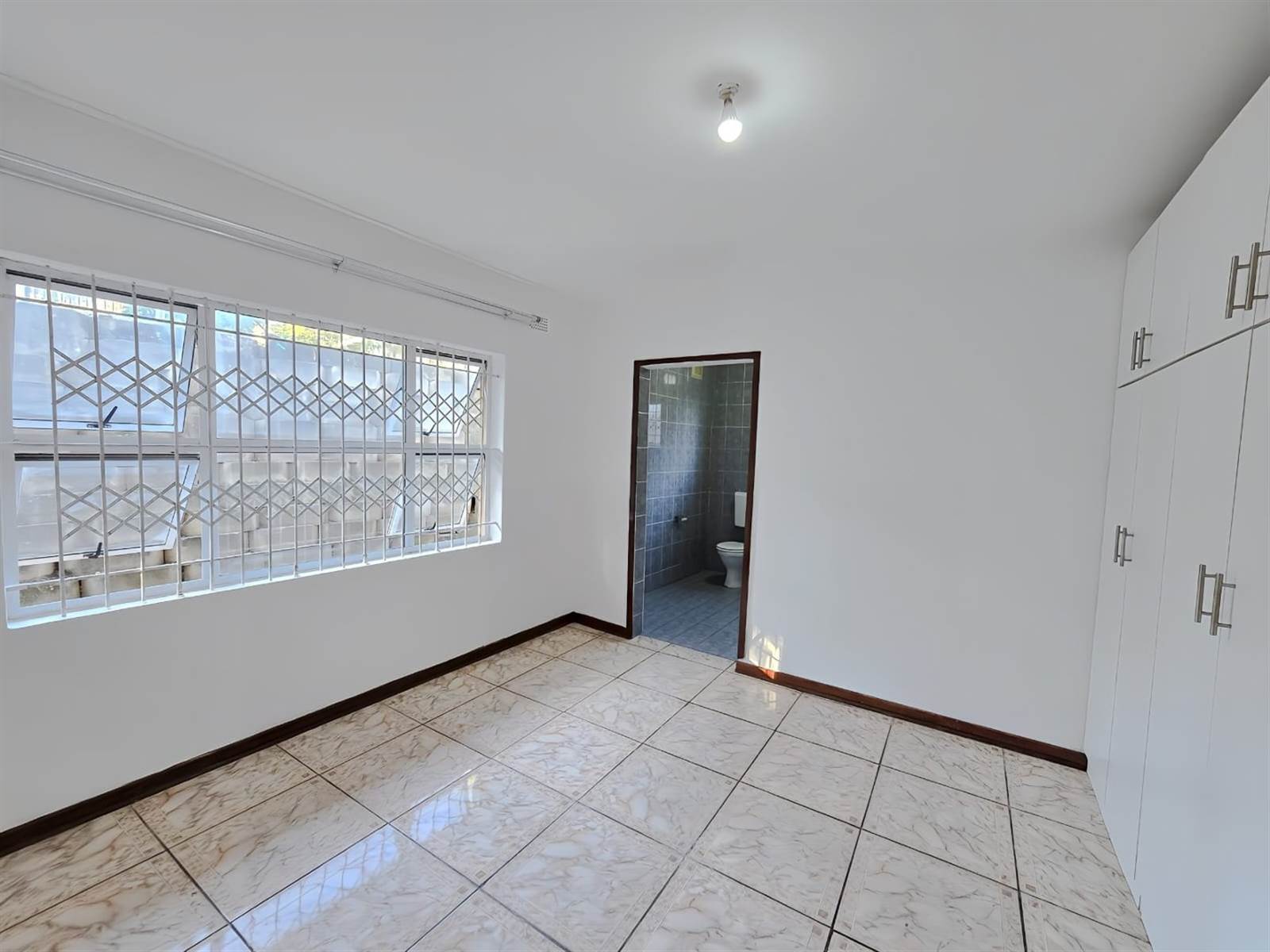 3 Bed Apartment in Stanger Heights photo number 7