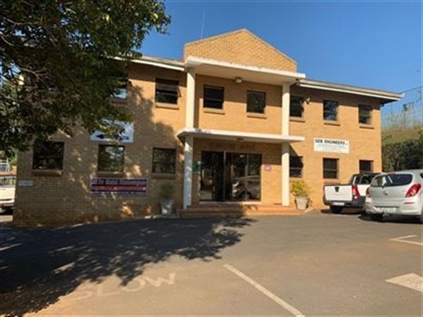 131  m² Commercial space in Clarendon