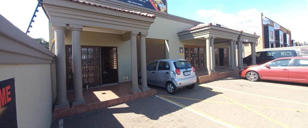 Commercial space in Klipfontein photo number 1