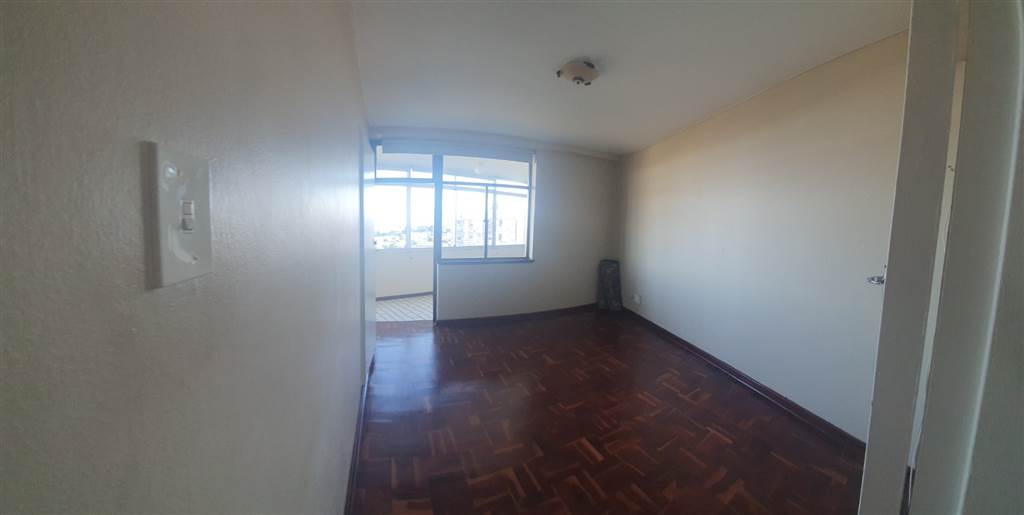 3 Bed Apartment in Musgrave photo number 7