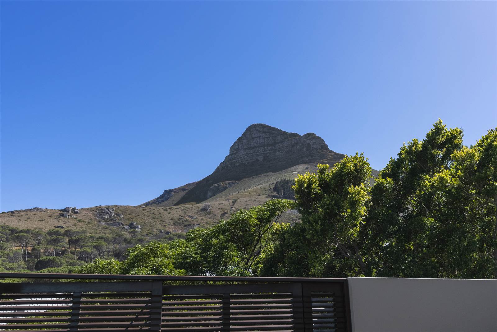 3 Bed Townhouse in Camps Bay photo number 6
