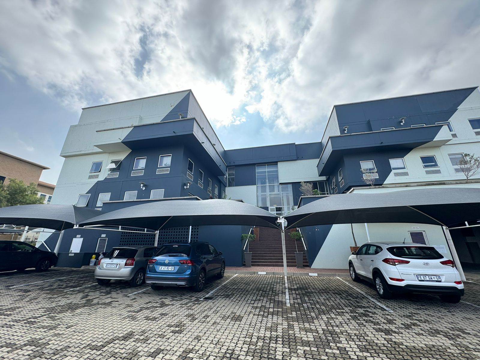 133  m² Commercial space in Sunninghill photo number 4