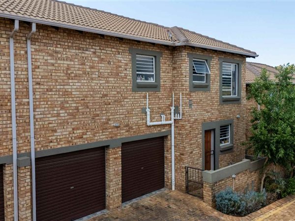 3 Bed Townhouse