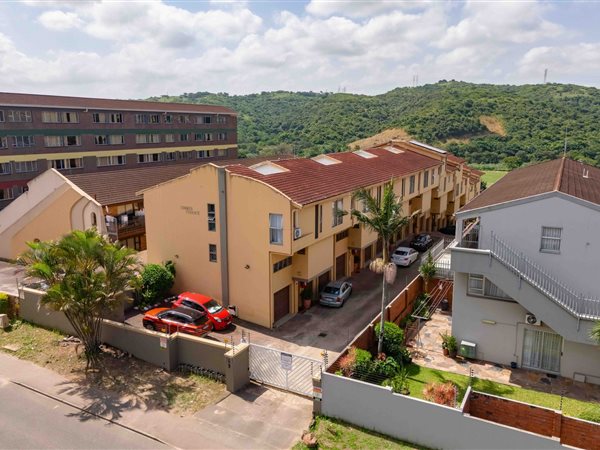 3 Bedroom Duplex 3 Bedroom Duplex