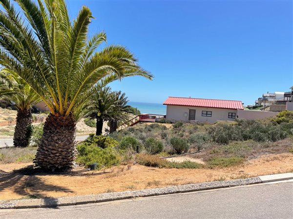 628 m² Land available in Strandfontein and surrounds
