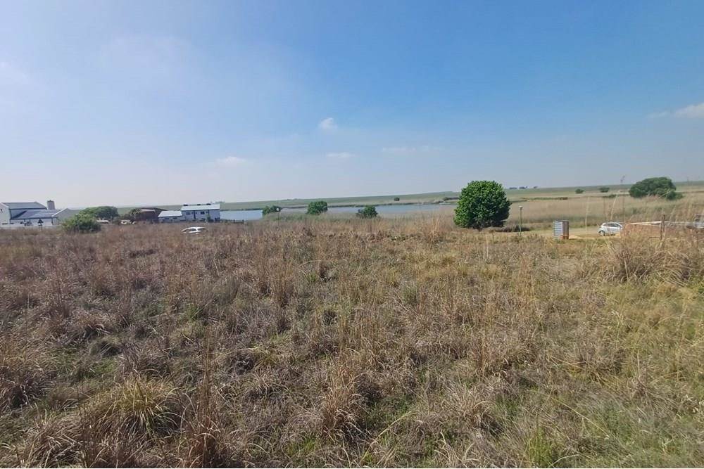 872 m² Land available in Bronkhorstbaai photo number 1