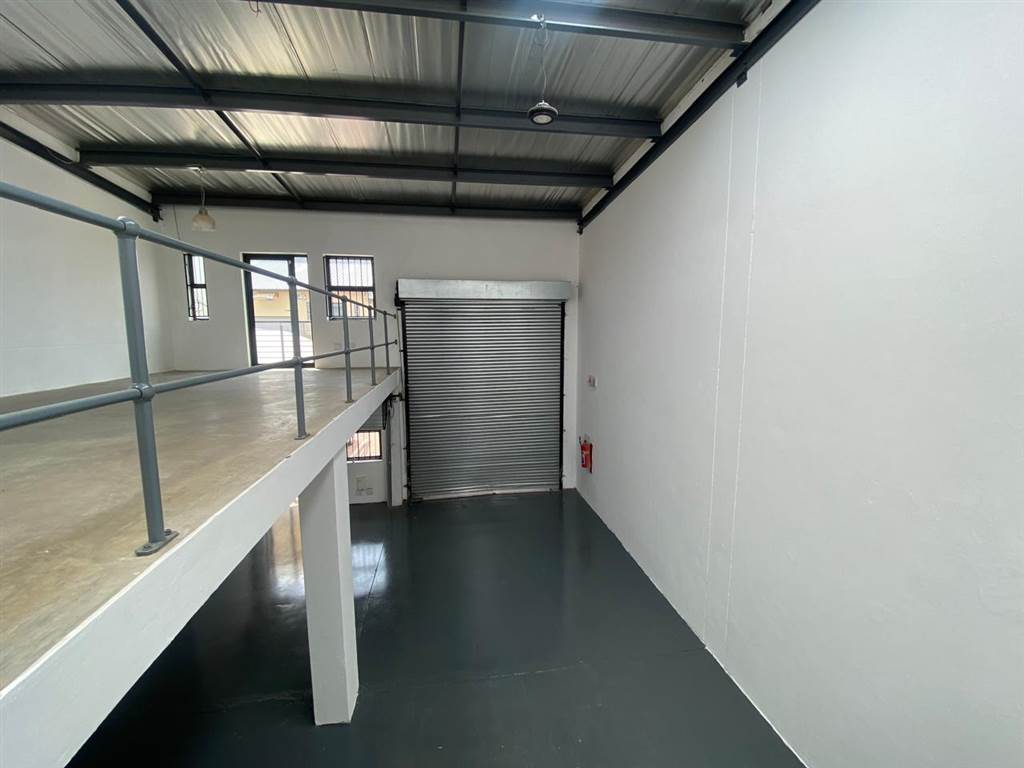 127  m² Industrial space in Barbeque Downs photo number 9