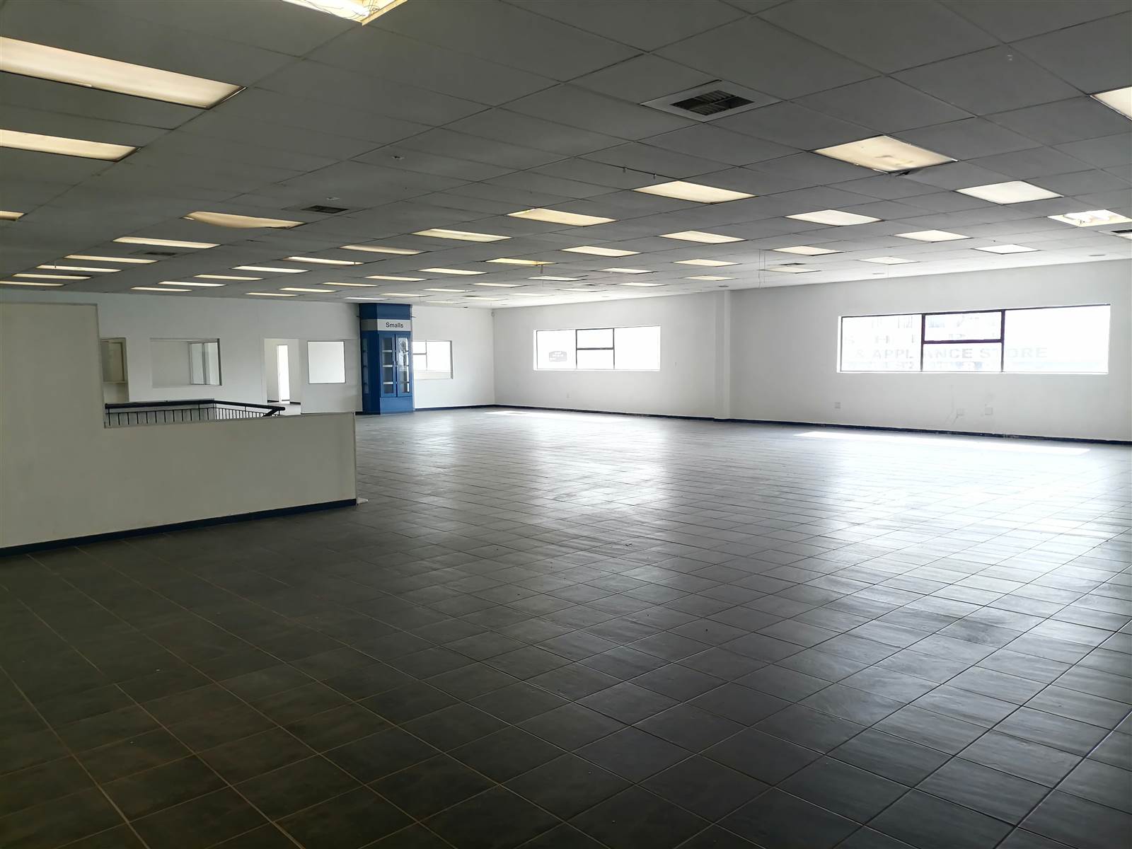 367  m² Retail Space in New Redruth photo number 23