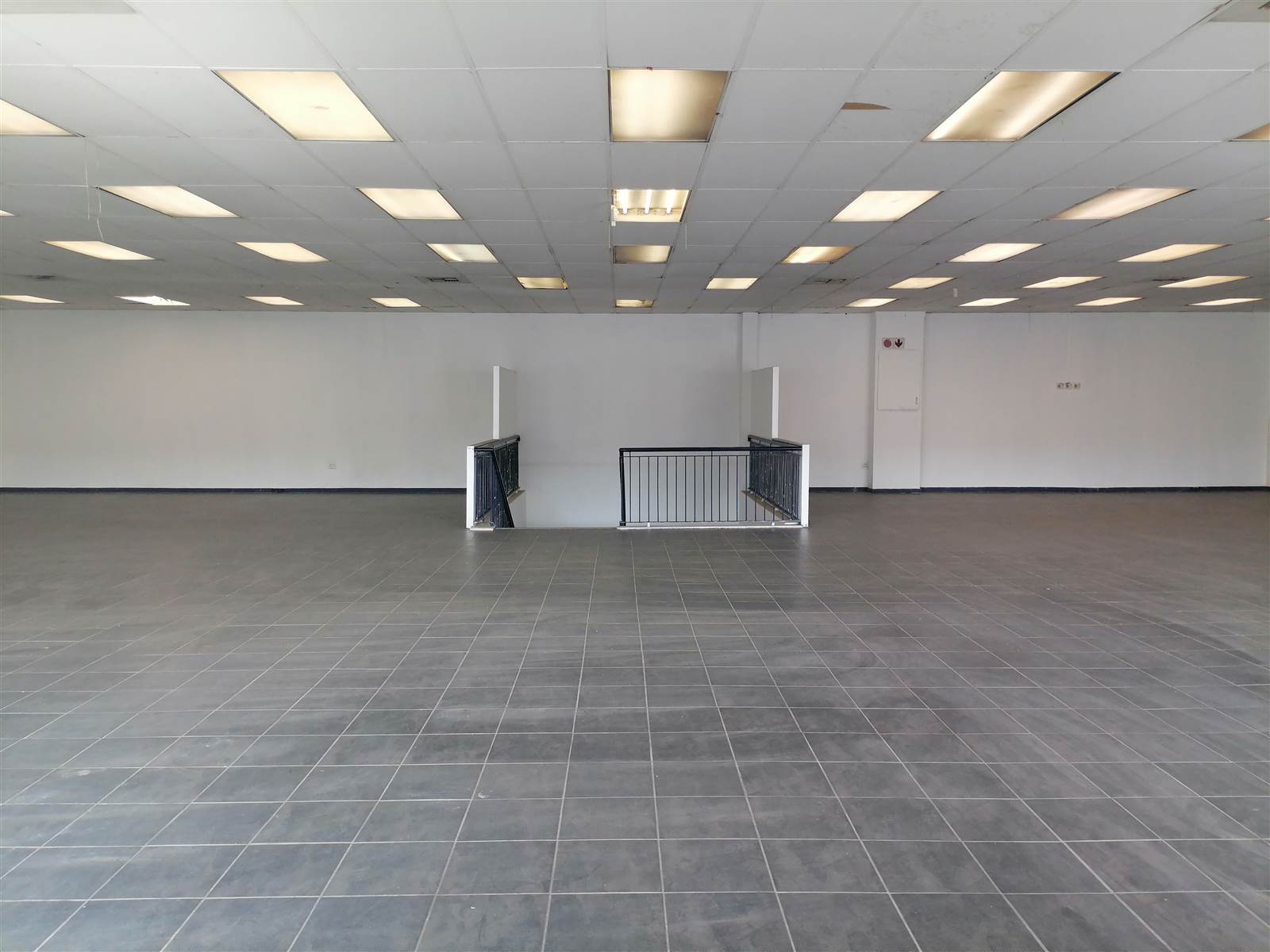 367  m² Retail Space in New Redruth photo number 25