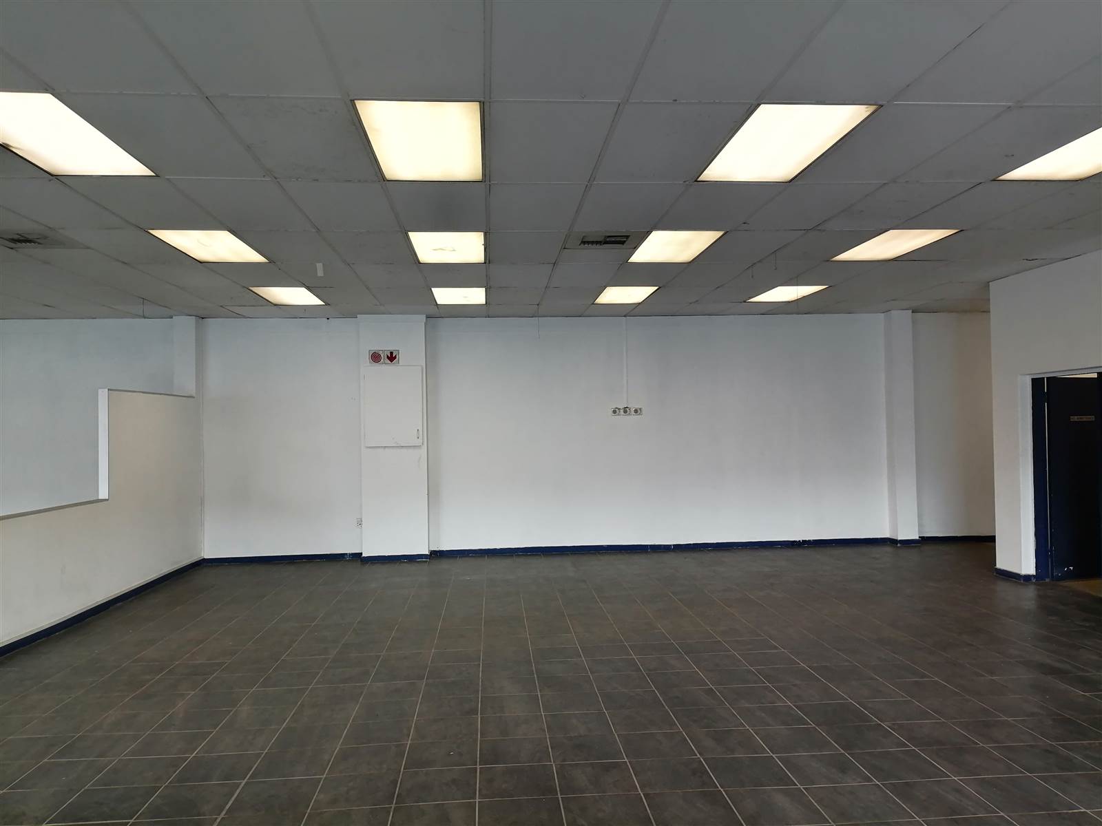 367  m² Retail Space in New Redruth photo number 3