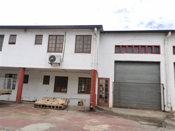192 m² Industrial space 192 m² Industrial space