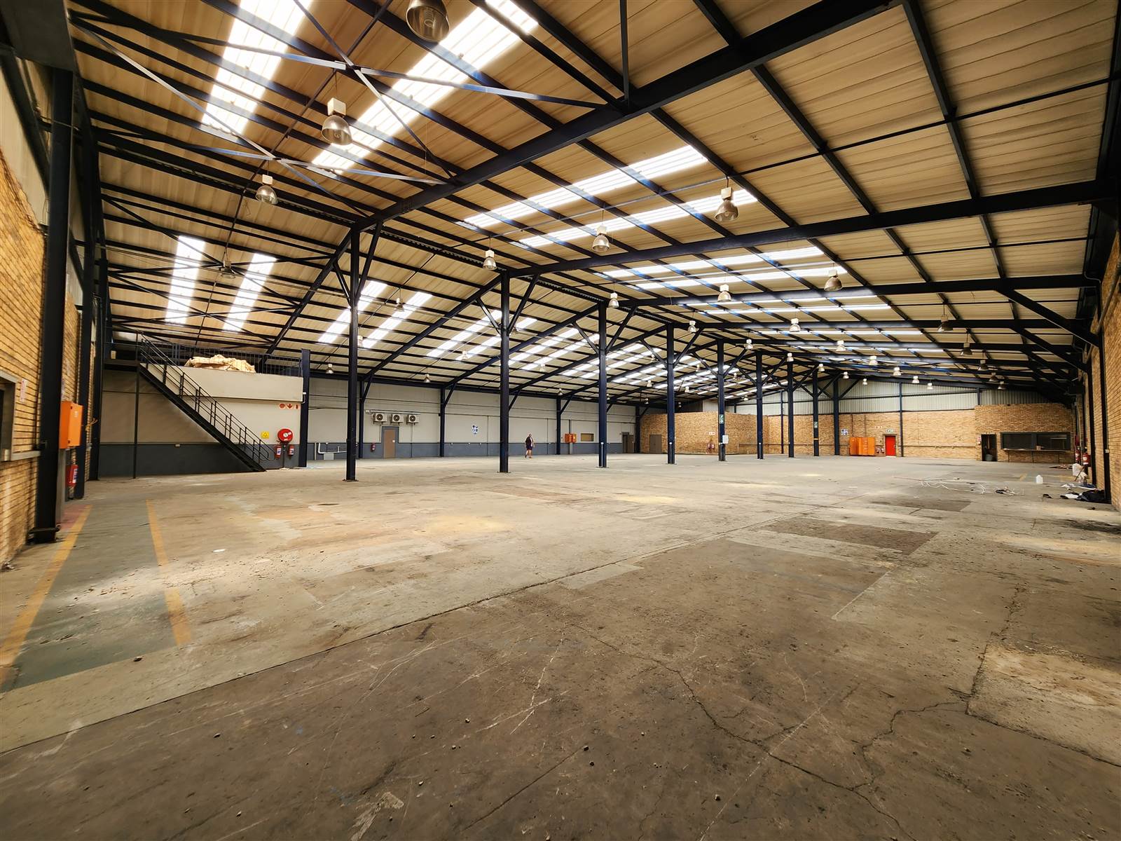 6848  m² Industrial space in Spartan photo number 15